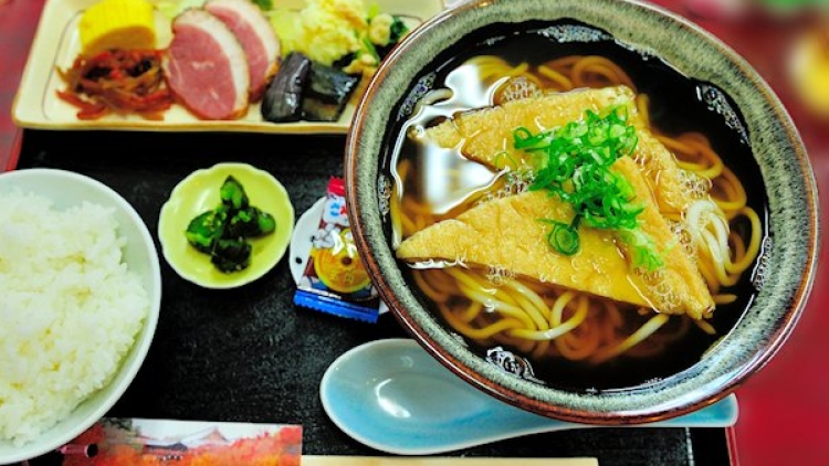 kitsune-udon kitsune-udon