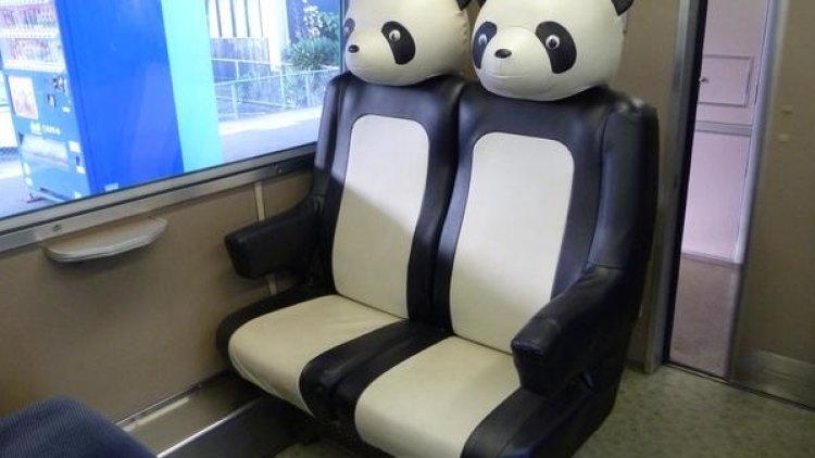 kursi panda (1) kursi panda (1)