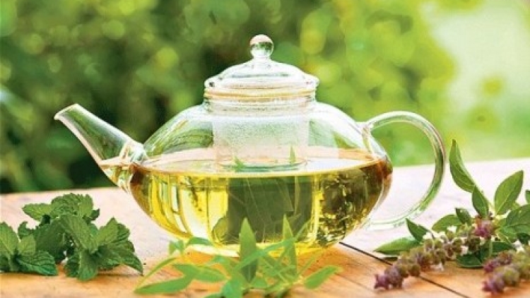 teh-sebagai-seremonial-kebudayaan-jepang-_141129090048-106