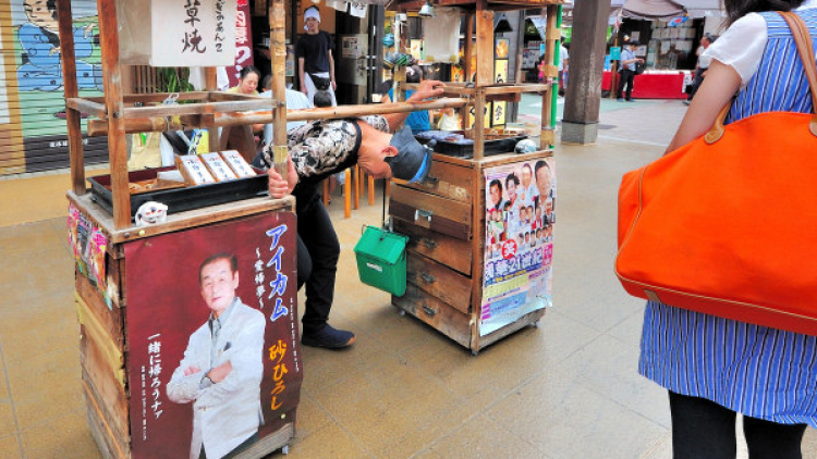 traditional-portable-soba-noodle-stall