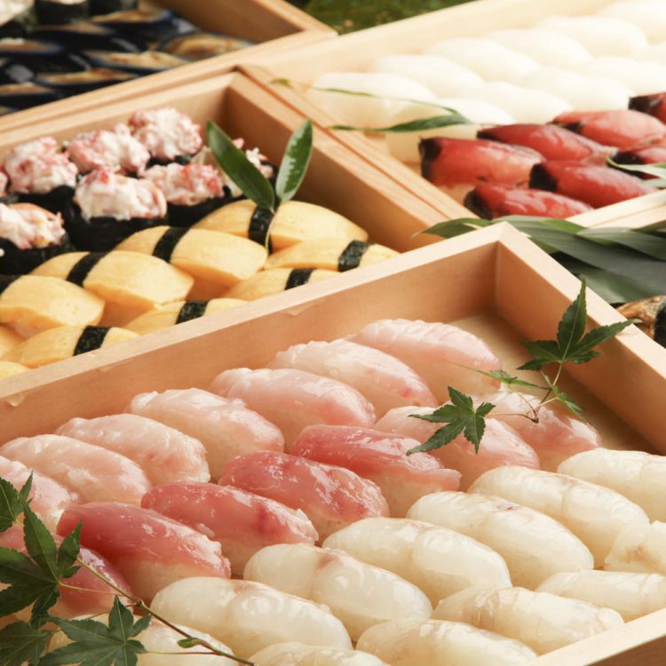 Aneka Sushi Jepang yang Lezat! (rimage.gnst.jp)