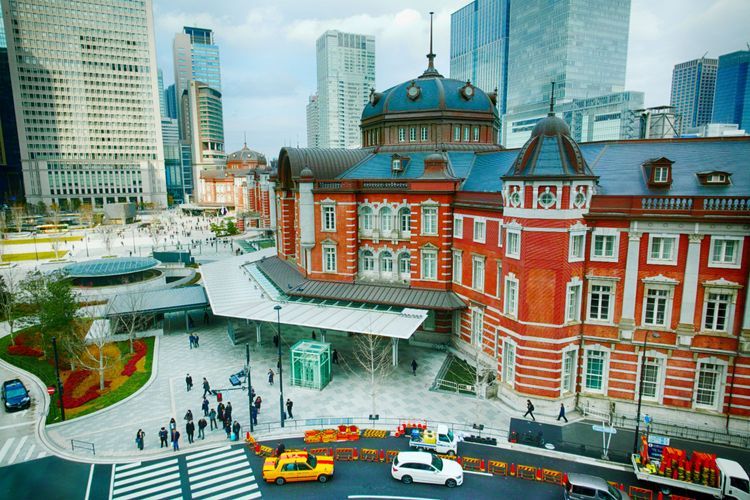 Pemandangan  Area Stasiun Tokyo dari Rooftop Terrace-nya  KITTE! (tsunagujapan.com)