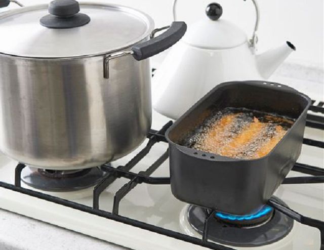 Ukuran Tempura Mini Pot yang mungil memudahkan anda untuk memasak