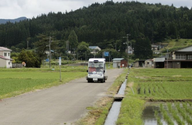 mobil semi otonom Jepang japanesestation.com