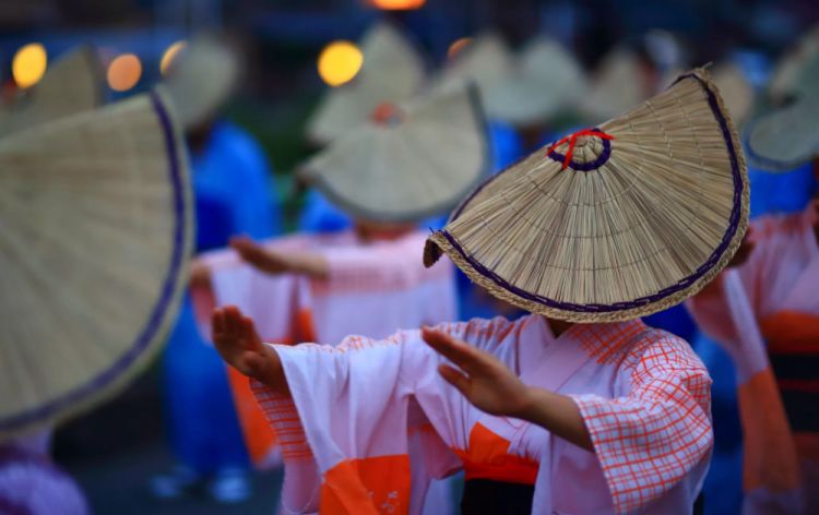 Owara Kaze no Bon, festival misterius dari Toyama (Japan Travel). Owara Kaze no Bon, festival misterius dari Toyama (Japan Travel).