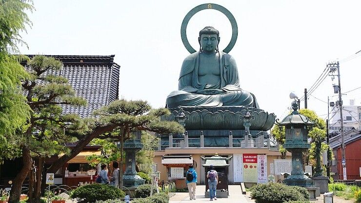 Takaoka Daibutsu (Japan Guide)