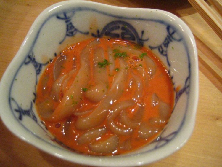 Shiokara, kuliner dari jeroan Ikan Sotong (ayustety/Flickr via Tsunagu Japan).