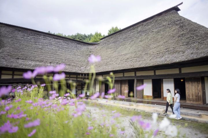 Nambu Magariya, rumah tradisional wilayah pedesaan Tono (Matcha).