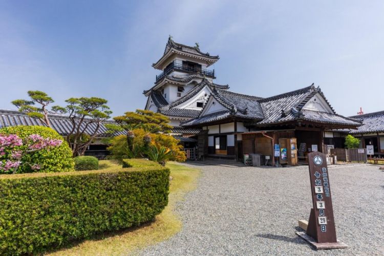 Kastil Kochi jadi salah satu kastil kuno di Jepang (visitkochijapan.com).