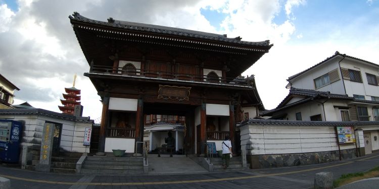 Kuil Myohoji di Kota Fukuoka (Wikimedia Commons)