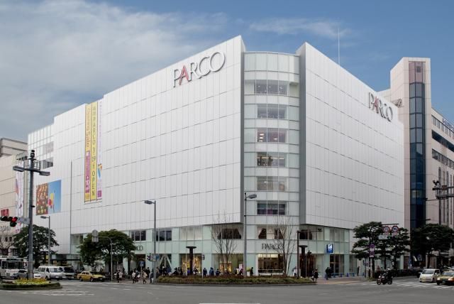 PARCO Fukuoka, surganya pecinta fashion.