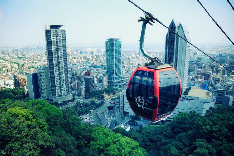 Kereta gantung yang memberika pemandangan Kota Kobe (Kobe Nunobiki Herb Gardens Official Page)