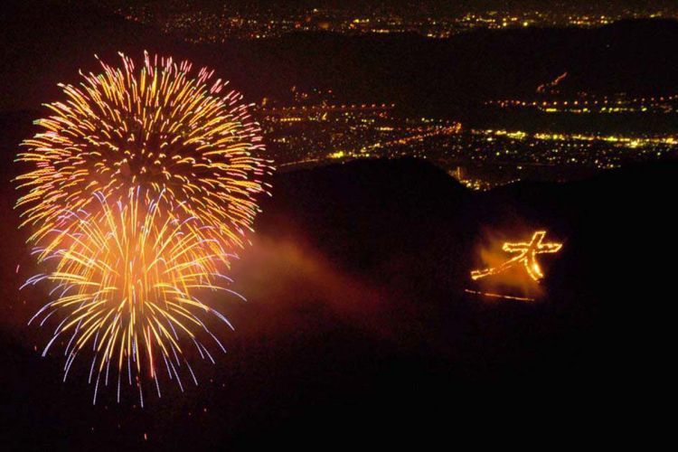 Festival Kembang Api di Hakone (Hakone Zenzan)