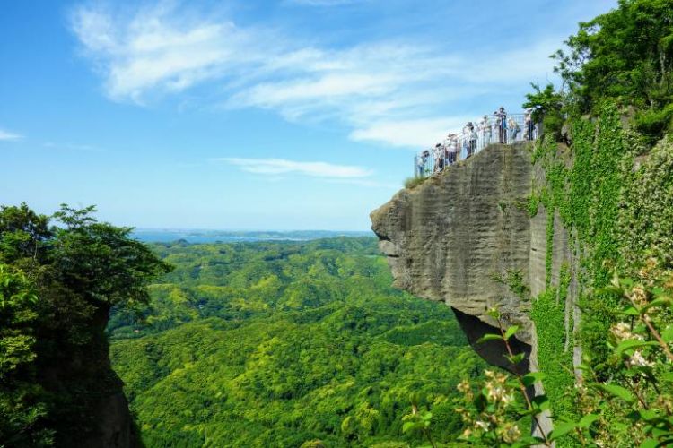 Pemandangan di Nokogiriyama (Lily Crossley-Baxter/Tokyo Cheapo).