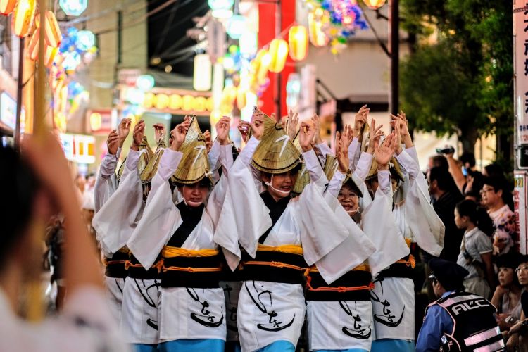 Parade tarian Bon di Shimokitazawa Awa Odori