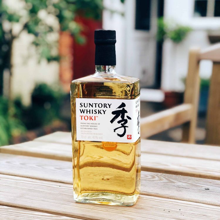 Wiski Suntory Whisky Toki yang cocok untuk pemula (Malt Review).