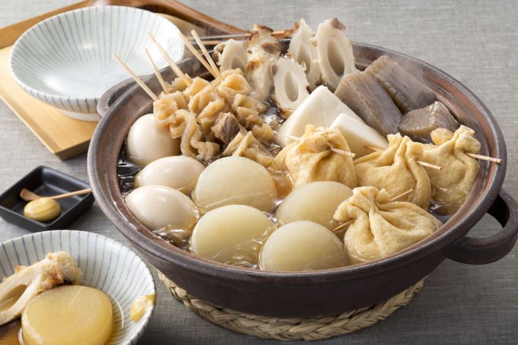 Oden dengan berbagai macam isian (Flavor of Japan).