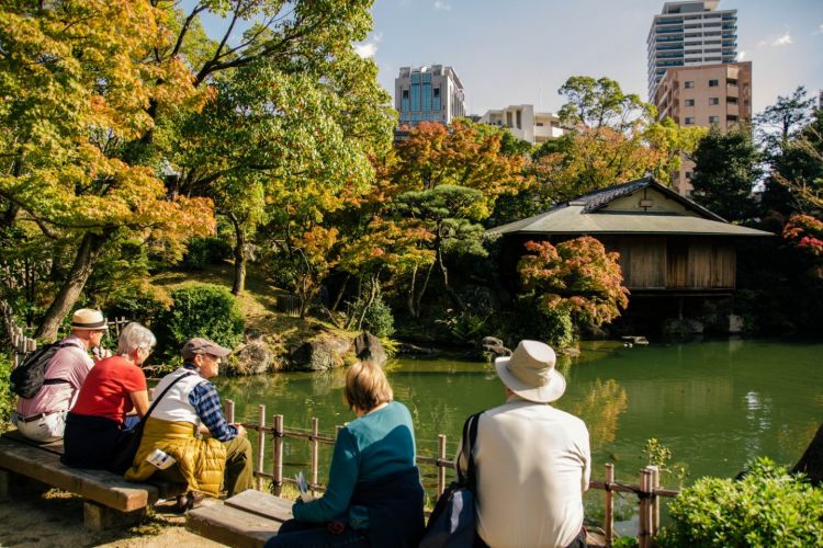 Sorakuen Garden jadi tempat yang cocok untuk wisata musim gugur (Japan Travel).