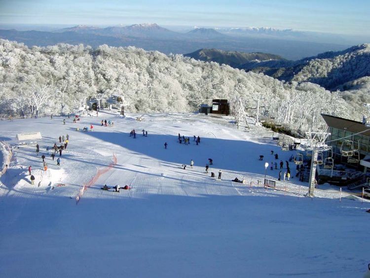 Area ski di Gokase Highland Ski (Japan Location Database)