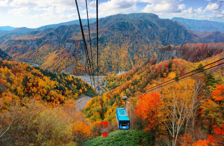 Kereta gantung di Daisetsuzan National Park (CHEN MIN CHUN/Shutterstock)