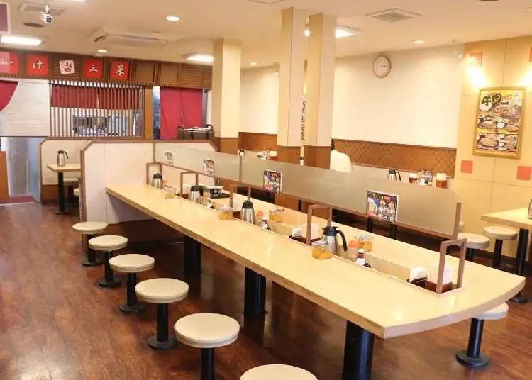 Tempat makan 24 jam di Kyoto