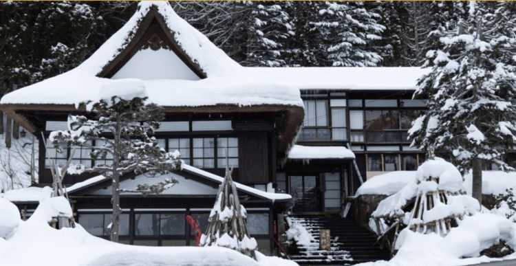 Shirabu Onsen (Laura Pollacco via Japan Today)