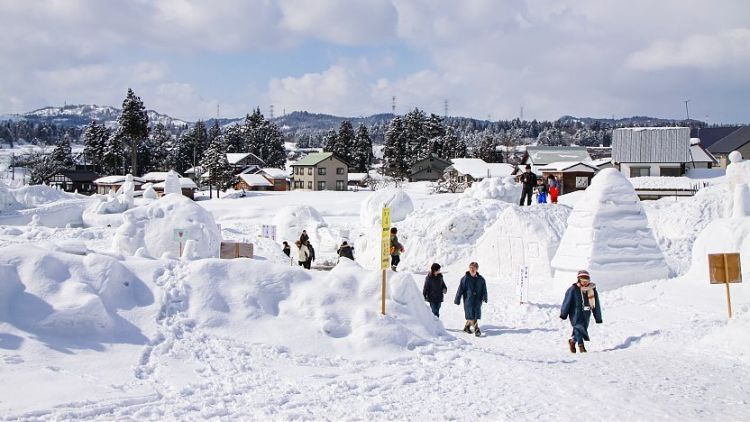 Festival musim dingin di Jepang