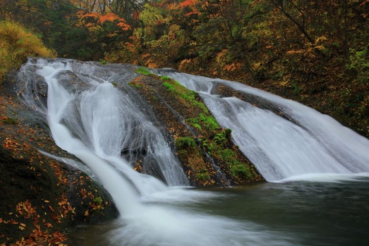 Sungai yang mengalir di dekat Hanamaki 