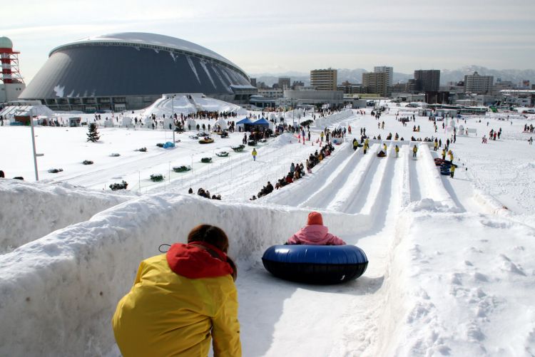 Perosotan salju di Sapporo Snow Festival (Visit Sapporo)