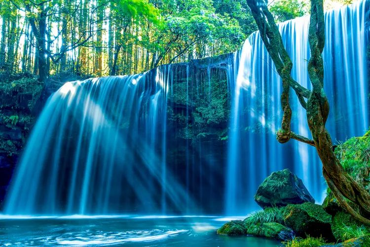 Nabegataki Falls destinasi wisata populer di Prefektur Kumamoto