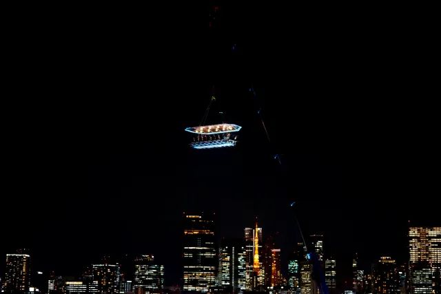 Dinner in the Sky, Sensasi Kuliner Menantang di Atas Tokyo