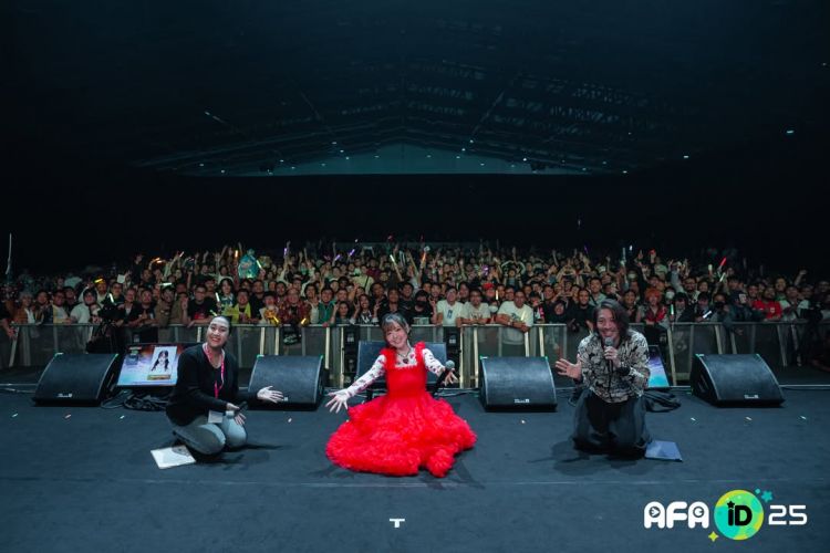 Sally Amaki dalam I Love Anisong Anime Festival Asia Indonesia 2025 Sally Amaki dalam I Love Anisong Anime Festival Asia Indonesia 2025