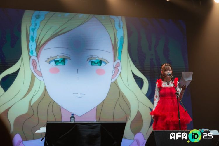Sally Amaki menampilkan dirinya mengisi suara Carol dari anime Tomo-chan is a Girl Sally Amaki menampilkan dirinya mengisi suara Carol dari anime Tomo-chan is a Girl