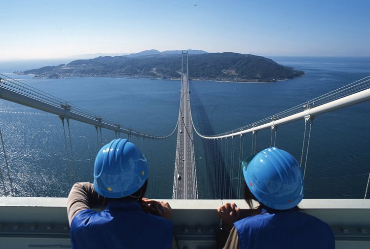 Akashi Kaikyo Bridge