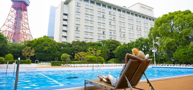 Tokyo Prince Hotel Garden Pool (Prince Hotels and Resorts)
