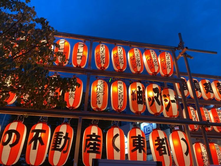 Jiyugaoka Noryo Bon Odori (meguro.goguynet.jp) Jiyugaoka Noryo Bon Odori (meguro.goguynet.jp)