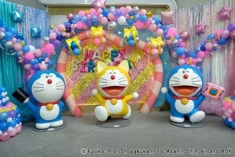 Temukan Doraemon kuning di dalam gedung TV Asahi (TV Asahi) Temukan Doraemon kuning di dalam gedung TV Asahi (TV Asahi)