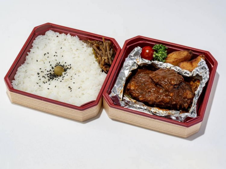 10 Rekomendasi Ekiben Favorit dari Staf Tokyo Station 10 Rekomendasi Ekiben Favorit dari Staf Tokyo Station