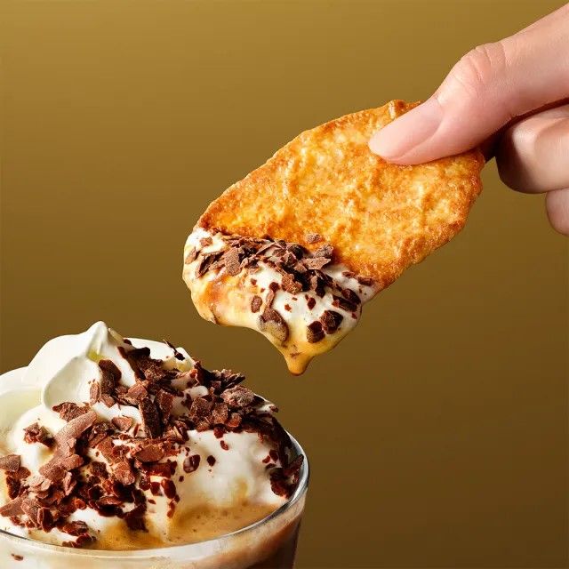 Starbucks Jepang Rilis Valentine’s Day Frappuccino & Kue Wafel