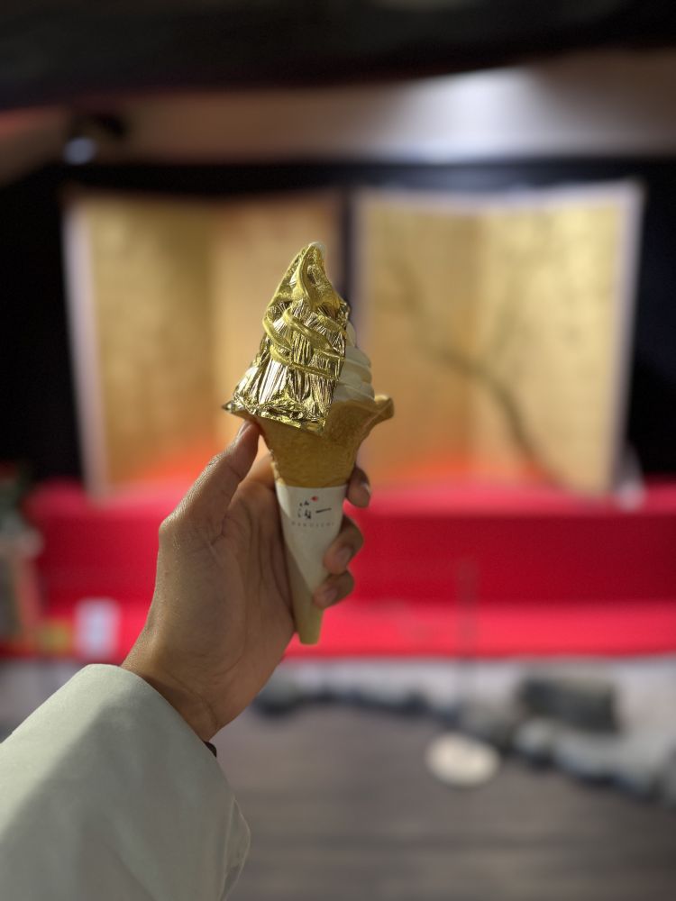 hakuichi kinpaku taiken