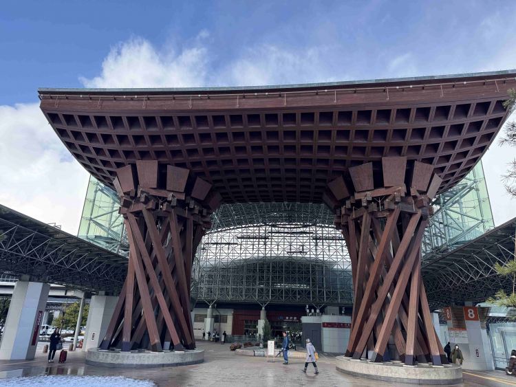 Stasiun Kanazawa